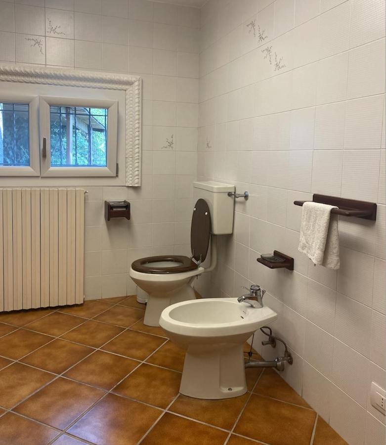 La Casetta Dalla Porta Rossa Nebbiuno ภายนอก รูปภาพ